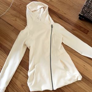 Lululemon stylish athletic jacket
